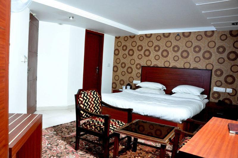 Hotel Trinetar Resorts Batoti Esterno foto