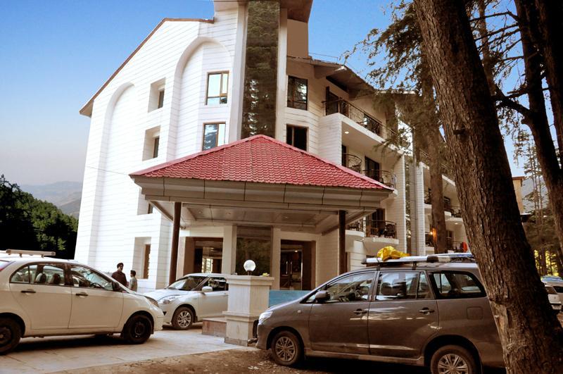 Hotel Trinetar Resorts Batoti Esterno foto